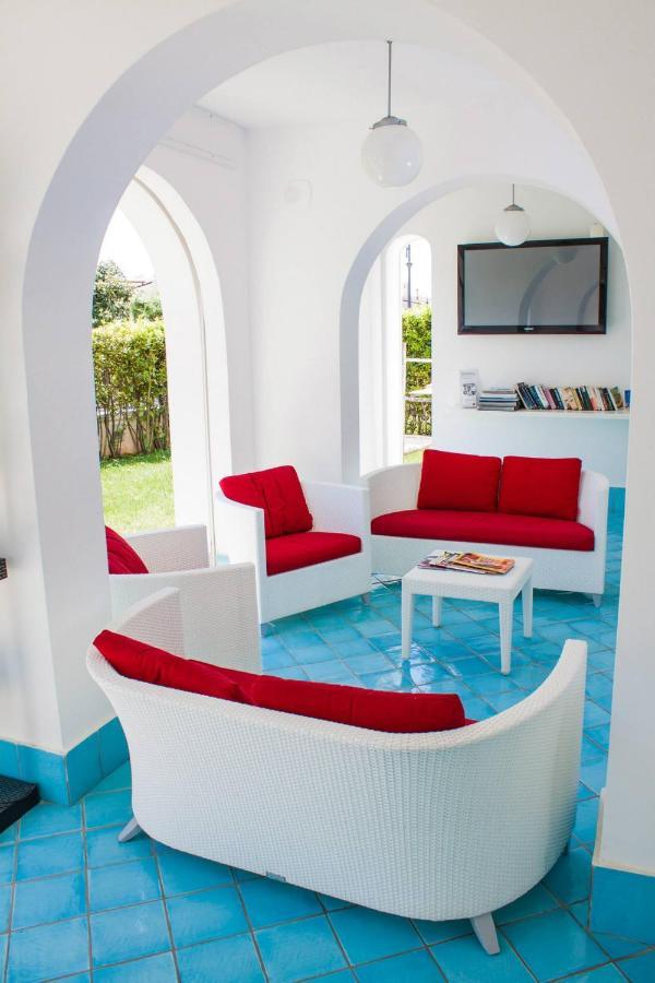 Ganimede Hotel Sperlonga Ngoại thất bức ảnh