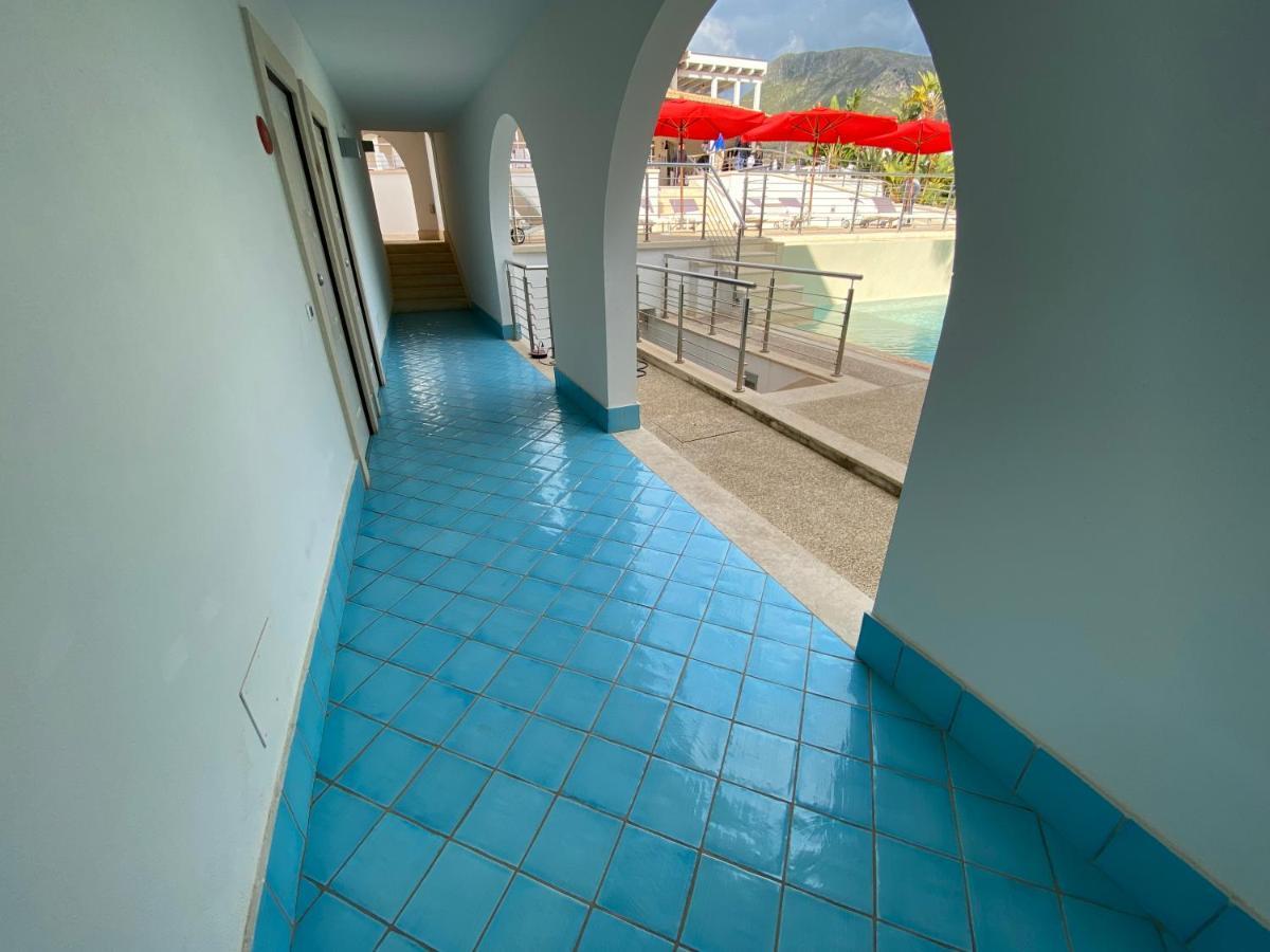 Ganimede Hotel Sperlonga Ngoại thất bức ảnh