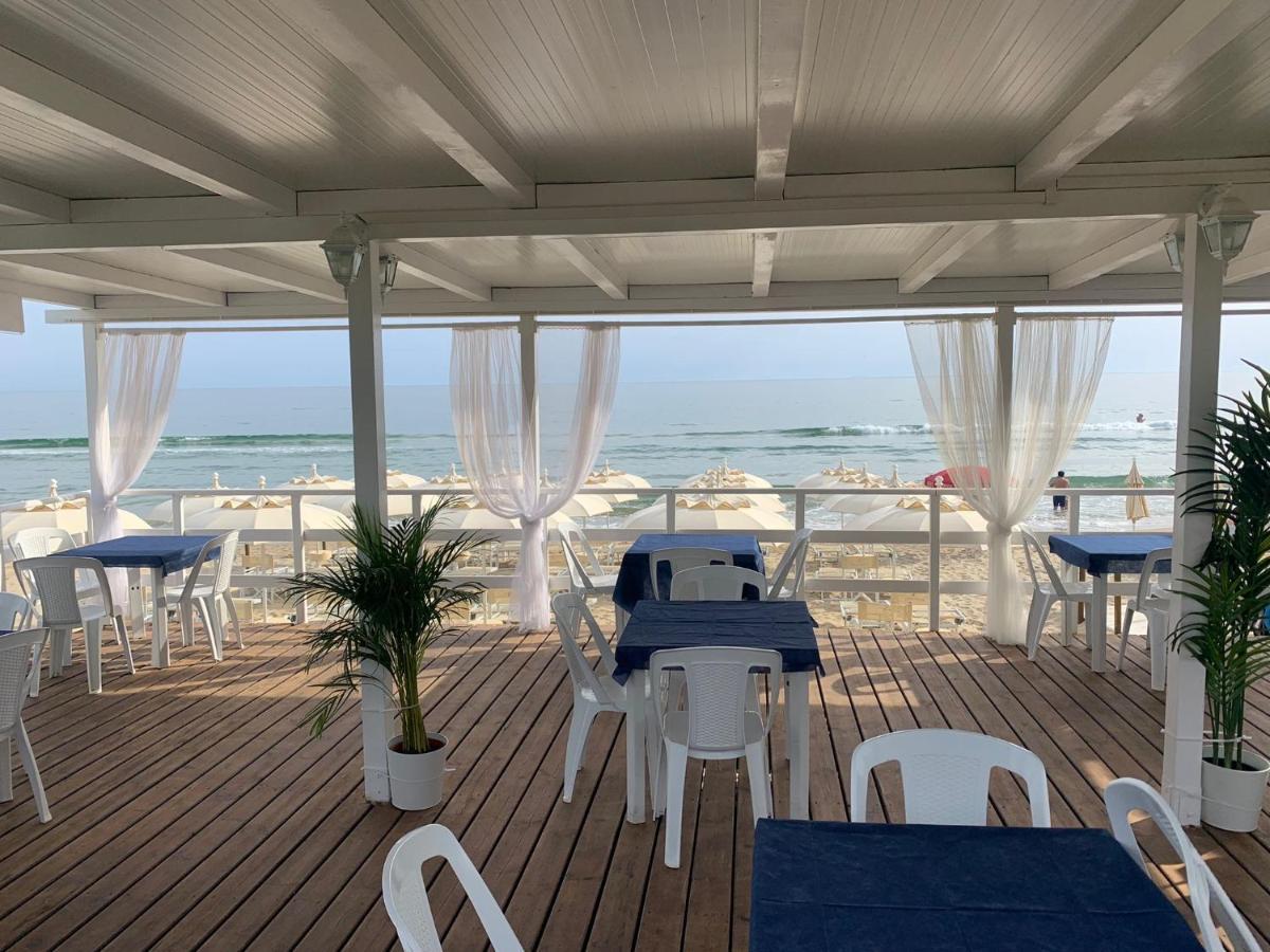 Ganimede Hotel Sperlonga Ngoại thất bức ảnh