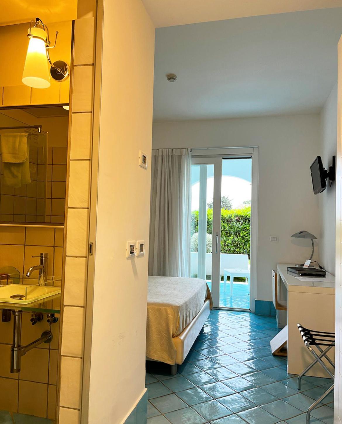Ganimede Hotel Sperlonga Phòng bức ảnh