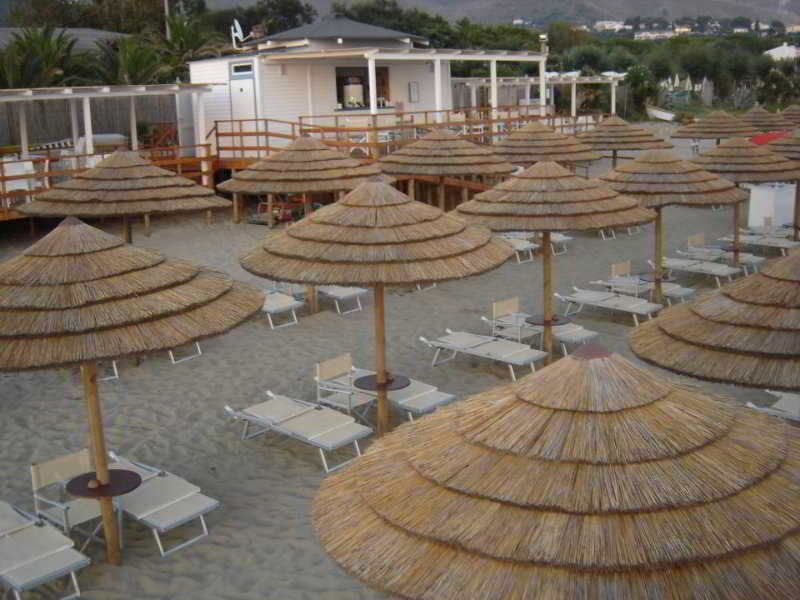 Ganimede Hotel Sperlonga Ngoại thất bức ảnh
